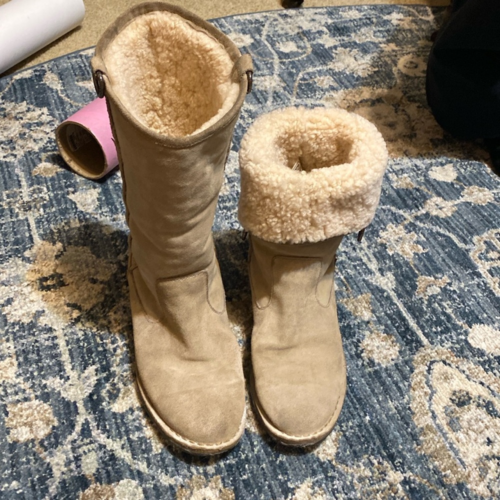 Ugg size 7